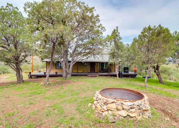 Mtn-view Gem On 20 Acres: Hideaway *